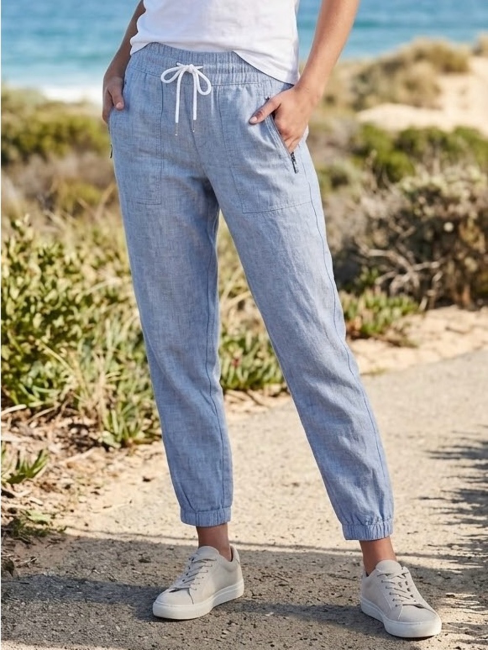 ATHLETA Cabo Linen Jogger Chambray Blue Coastal Pants Petite 2